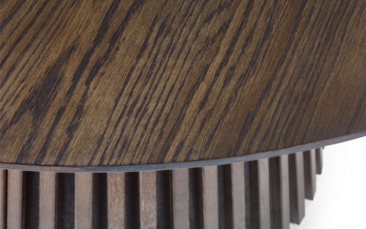 4 to 6 Seater Round Oval Wood Extending Dining table